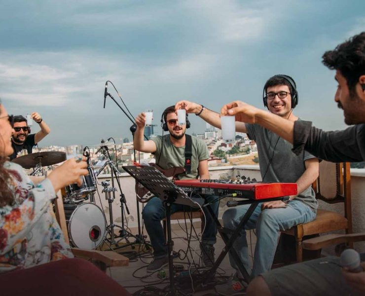 Ozbi ft. Gülce Duru - Rakılı Live 1, Röportaj