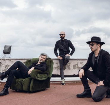 redd grubu - yersiz göksüz zamanlar