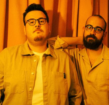 Makyaj Delirtir Beni